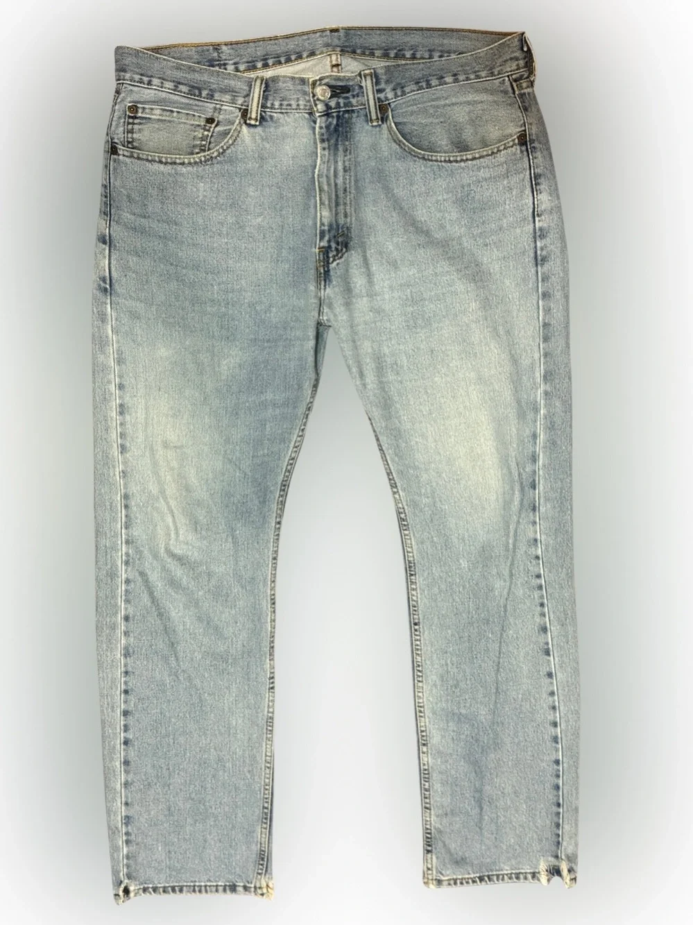 Men's Vtg 2000’s Levi 505 Light Wash Blue Denim Jeans